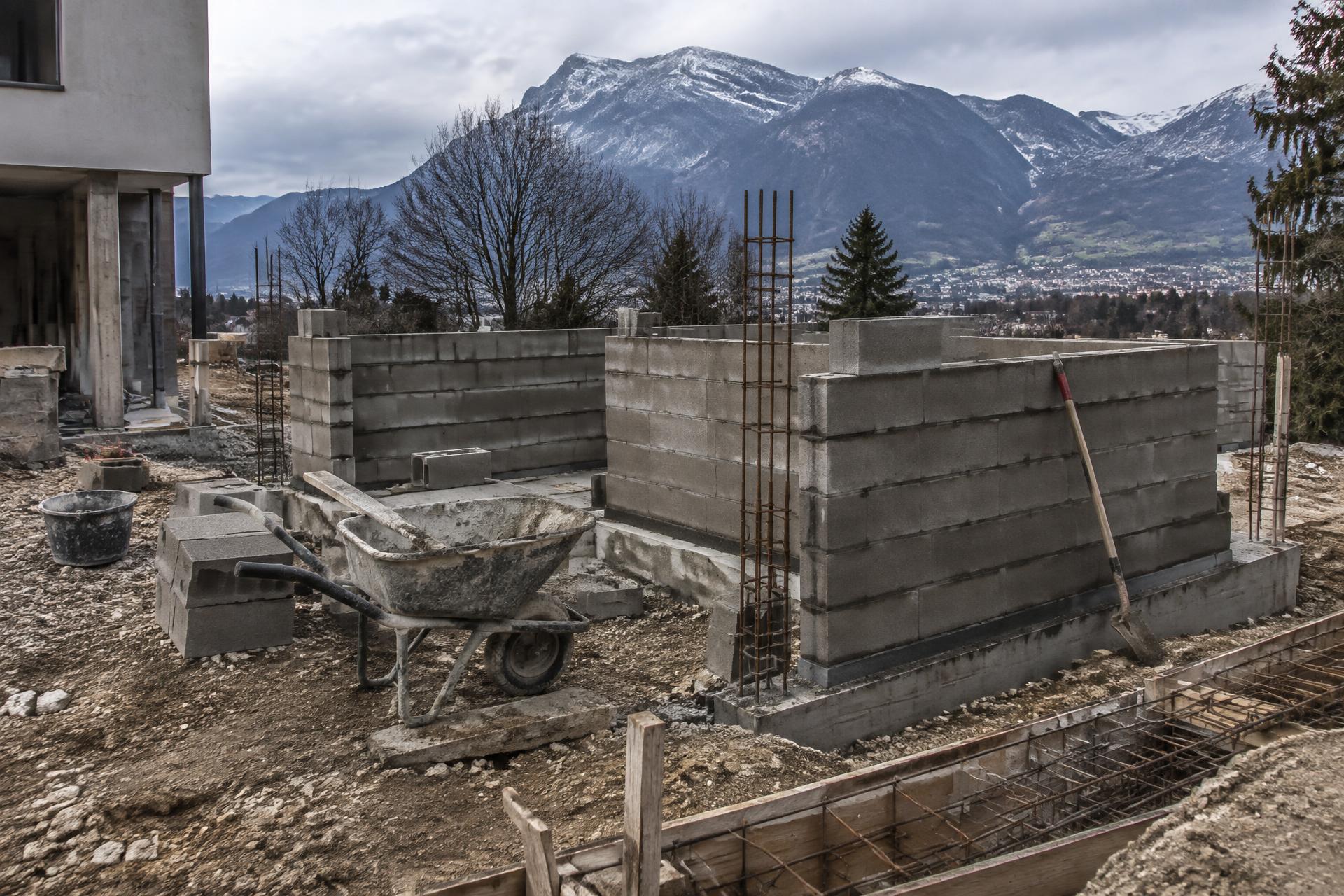 Chantier de maçonnerie et fondations en cours à Grenoble par MAM Maçonnerie Générale